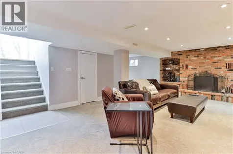 65 Craigmore Crescent North York ON M2N 2Y6