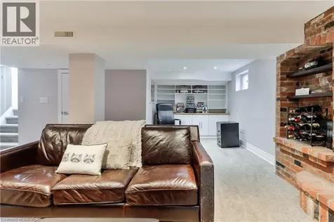65 Craigmore Crescent North York ON M2N 2Y6