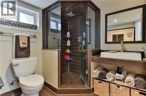 65 Craigmore Crescent North York ON M2N 2Y6