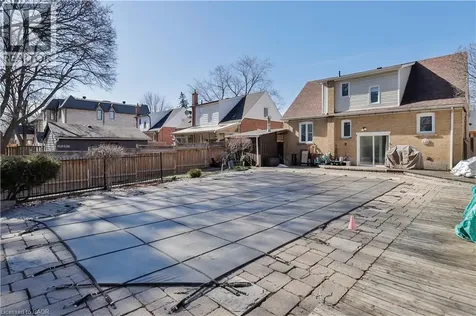 65 Craigmore Crescent North York ON M2N 2Y6