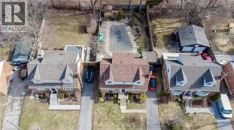 65 Craigmore Crescent North York ON M2N 2Y6