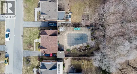 65 Craigmore Crescent North York ON M2N 2Y6