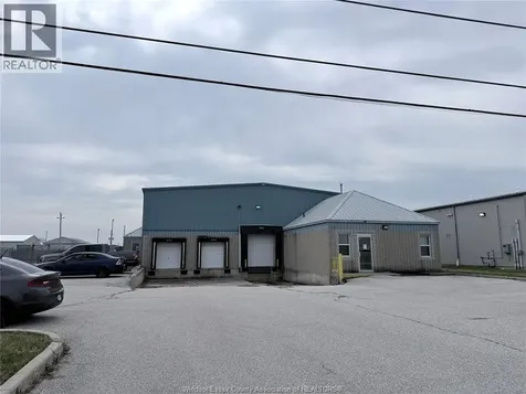 13235 Jamsyl Drive Tecumseh ON N9K 0B8