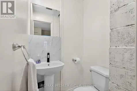 104 Rodney Street Collingwood ON L9Y 1E1