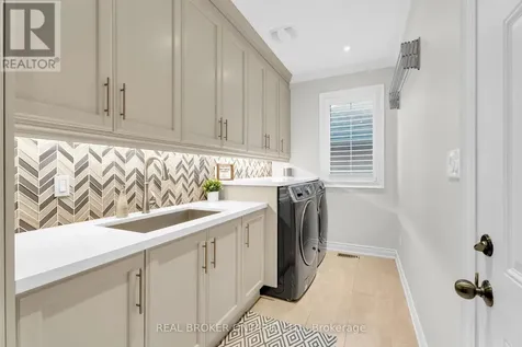 35 Ketchum Street Mono ON L9W 6T4