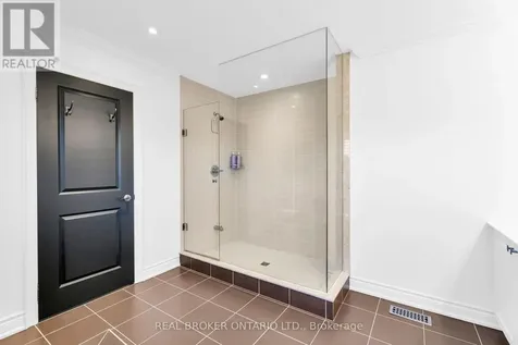 35 Ketchum Street Mono ON L9W 6T4