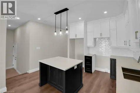 29 Weymouth Street Elmira ON N3B 0G3