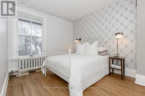 29 Tecumseth Street Orillia ON L3V 1X7