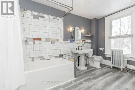 29 Tecumseth Street Orillia ON L3V 1X7