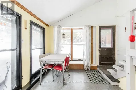 29 Tecumseth Street Orillia ON L3V 1X7