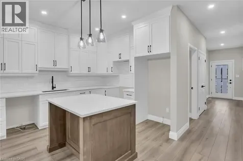 29 Weymouth Street Elmira ON N3B 0G3
