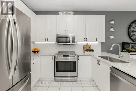 14 Berkshire Avenue Wasaga Beach ON L9Z 0G3