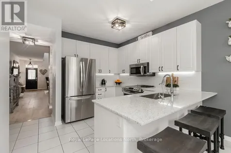 14 Berkshire Avenue Wasaga Beach ON L9Z 0G3