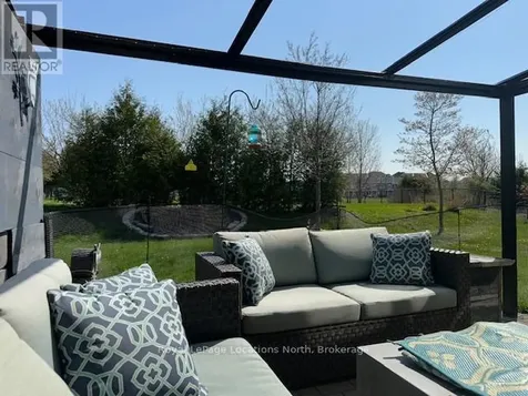 14 Berkshire Avenue Wasaga Beach ON L9Z 0G3