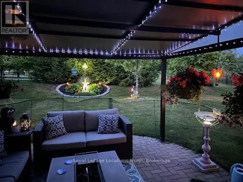 14 Berkshire Avenue Wasaga Beach ON L9Z 0G3