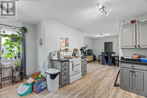 271 Main Street Central Huron (hullett) ON N0M 2H0