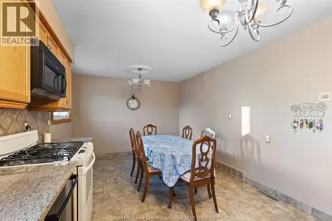 1116 Reaume Lasalle ON N9J 1C1