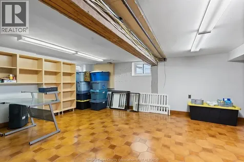 1116 Reaume Lasalle ON N9J 1C1