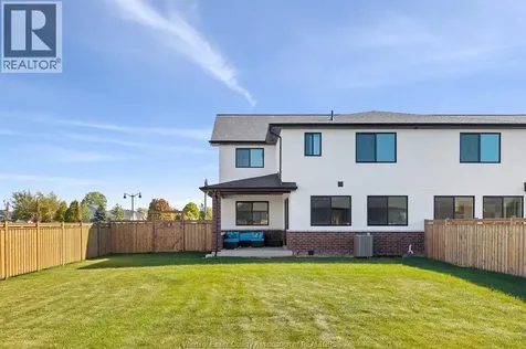 101 Erie Isle Court Amherstburg ON N9V 0H1