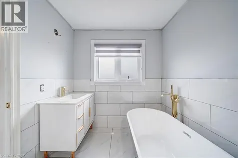84 Andriana Crescent Markham ON L6B 0C8