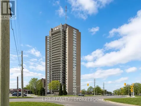 1380 Prince Of Wales Drive Ottawa ON K2C 3N5