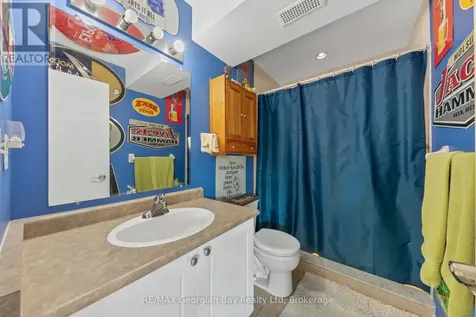 4 Beck Boulevard Penetanguishene ON L9M 2H3