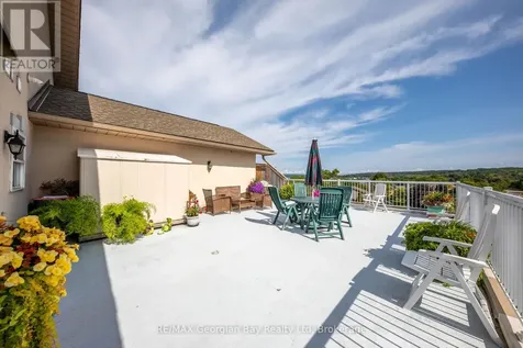 4 Beck Boulevard Penetanguishene ON L9M 2H3