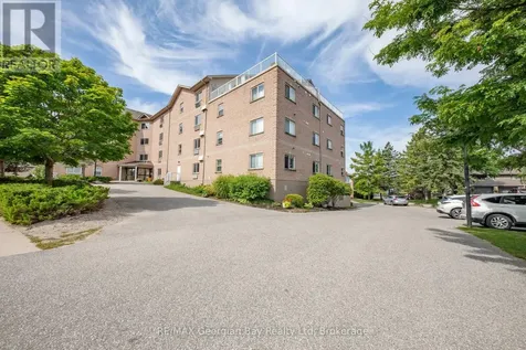 4 Beck Boulevard Penetanguishene ON L9M 2H3