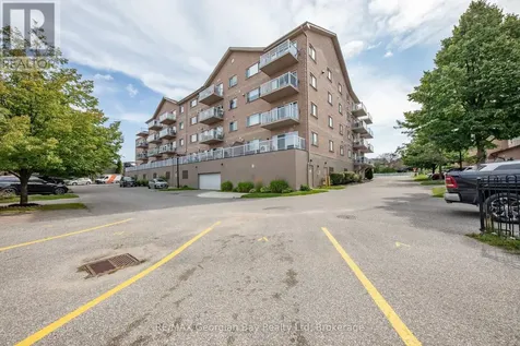 4 Beck Boulevard Penetanguishene ON L9M 2H3