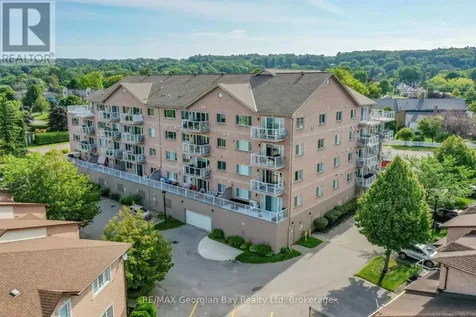 4 Beck Boulevard Penetanguishene ON L9M 2H3