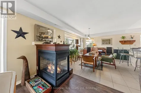 4 Beck Boulevard Penetanguishene ON L9M 2H3