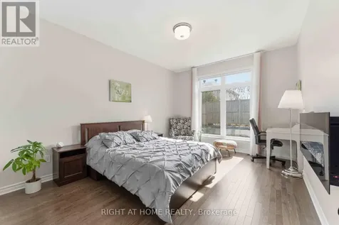 272 Maygrass Way Ottawa ON K2S 2K9