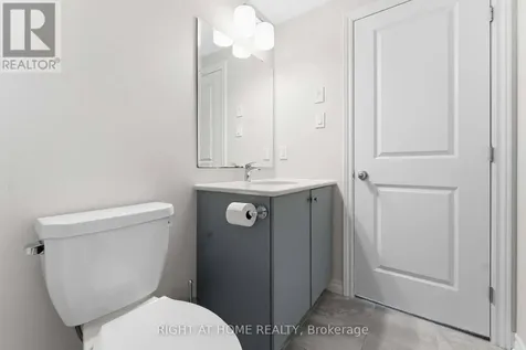 272 Maygrass Way Ottawa ON K2S 2K9
