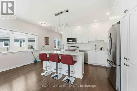 272 Maygrass Way Ottawa ON K2S 2K9