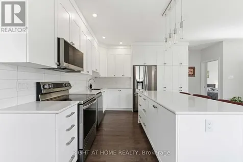 272 Maygrass Way Ottawa ON K2S 2K9