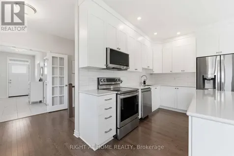 272 Maygrass Way Ottawa ON K2S 2K9