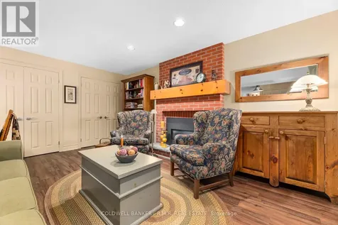 24 Testa Road Uxbridge ON L9P 1M2