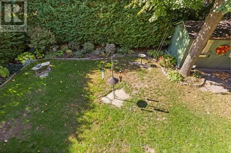 24 Testa Road Uxbridge ON L9P 1M2