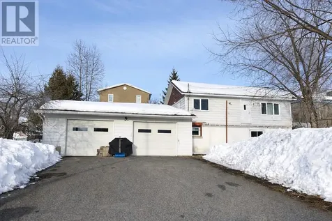 6 Pine Crescent Red Lake ON P0V 2M0