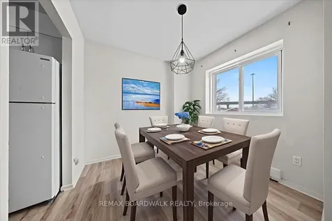 2044 Arrowsmith Drive Ottawa ON K1J 7V8