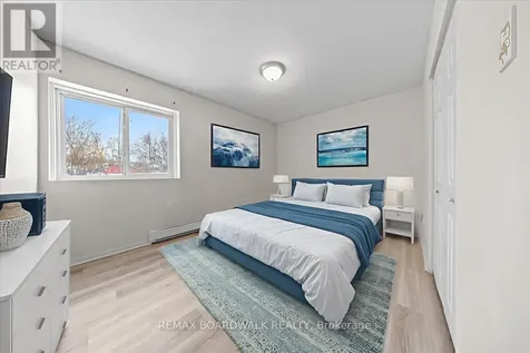 2044 Arrowsmith Drive Ottawa ON K1J 7V8
