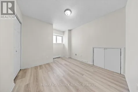2044 Arrowsmith Drive Ottawa ON K1J 7V8