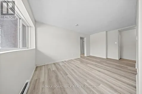 2044 Arrowsmith Drive Ottawa ON K1J 7V8