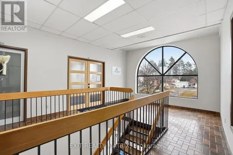444 Mc Gill Street Hawkesbury ON K6A 1R2
