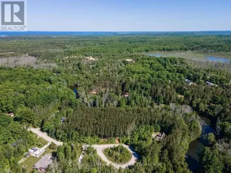 46 Riverside Place South Bruce Peninsula ON N0H 2G0