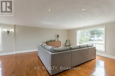 1247 Gail Park Drive Selwyn ON K0L 1T0