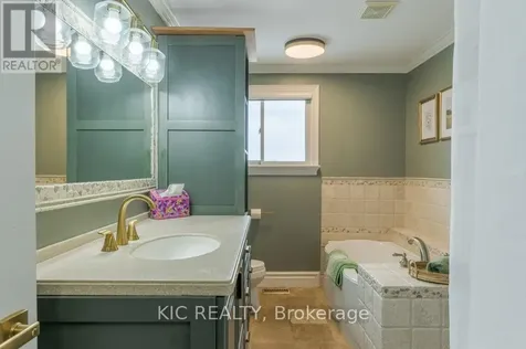 1247 Gail Park Drive Selwyn ON K0L 1T0