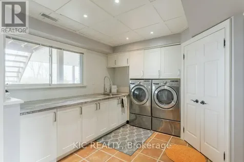 1247 Gail Park Drive Selwyn ON K0L 1T0