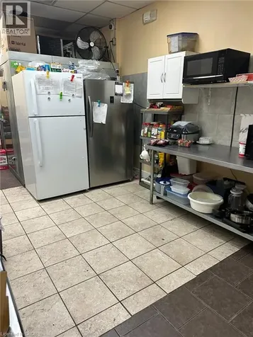 825 Weber Street East Kitchener ON N2H 1H5