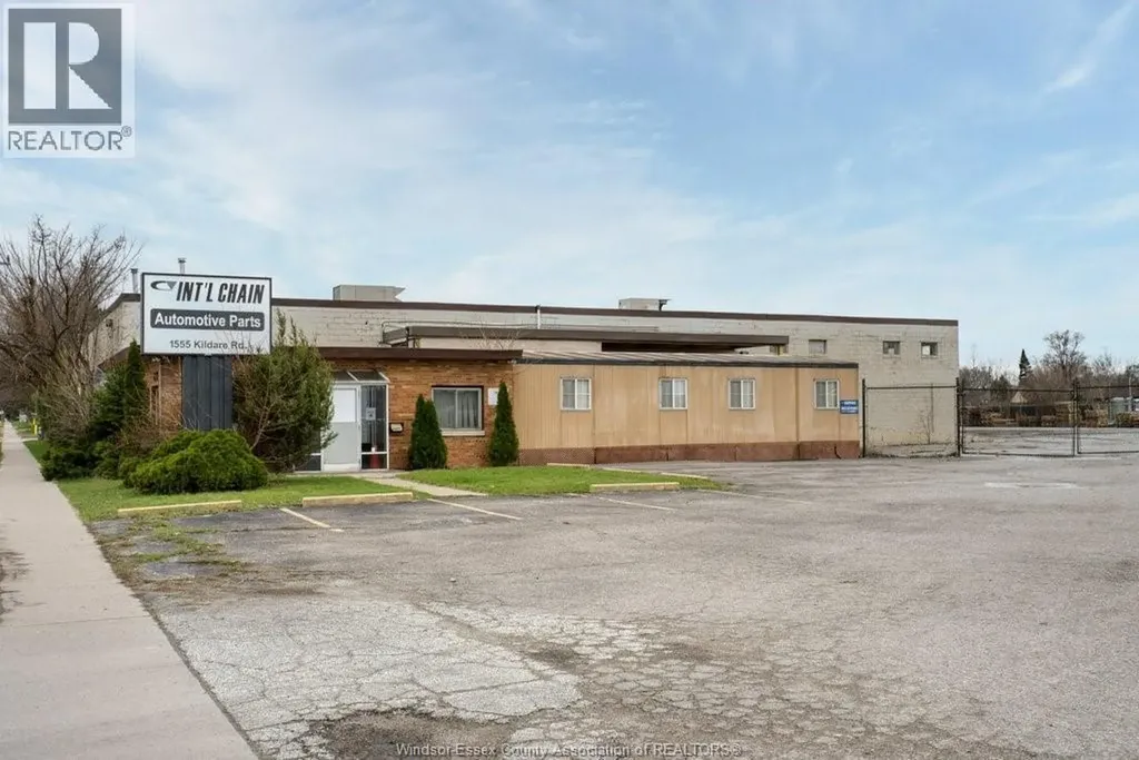 1555 Kildare Road Windsor ON N8W 2W3